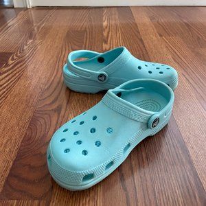 Crocs Youth Size 4